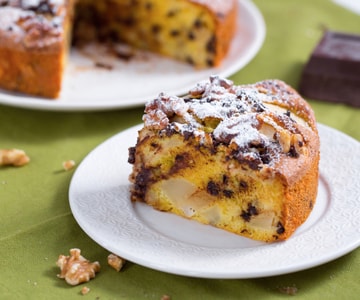 Torta de chocolate, peras e nozes