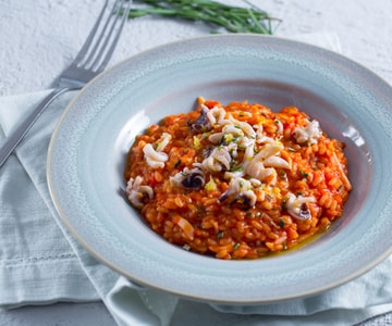Risoto de lulas e tomate