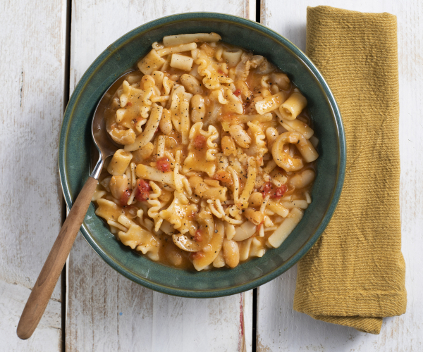 Pasta e feijão à napolitana