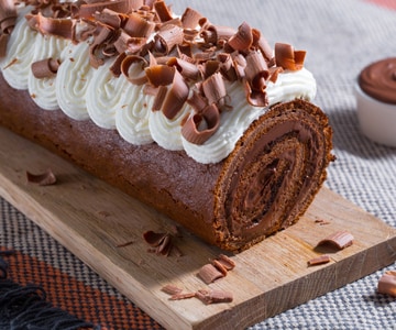 Rolo de cacau com creme de leite e Nutella