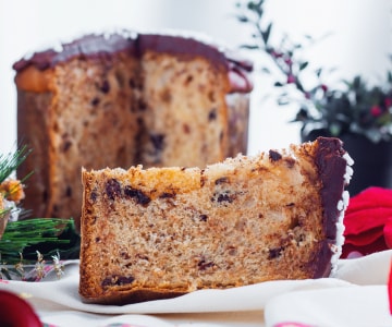 Panetone cerejas e chocolate