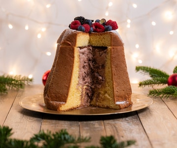 Pandoro recheado com Sorvete de Nutella