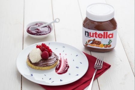 Waffle de pandoro com mousse de ricota e Nutella®
