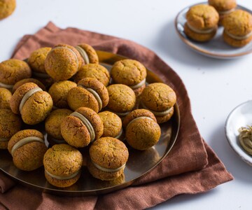 Baci de Frau com pistache duplo e sal de Maldon