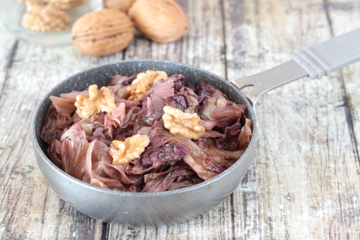 Radicchio na frigideira