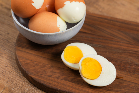 Ovos cozidos na air fryer