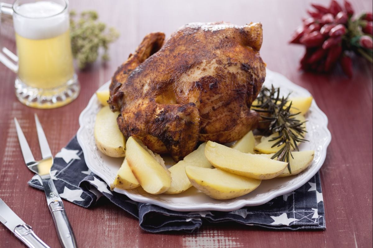 Frango na lata de cerveja ao forno