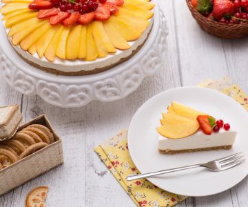 Cheesecake de pêssego sem lactose e sem glúten