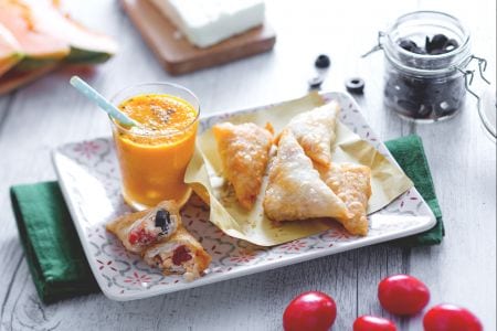 Chupitos di melone con fagottini di feta