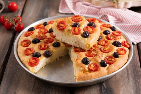 Focaccia pomodorini e olive con Bimby®