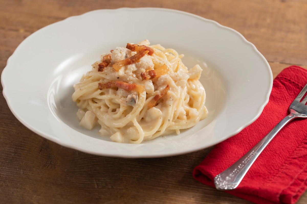 Tonnarelli alla gricia com bacalhau