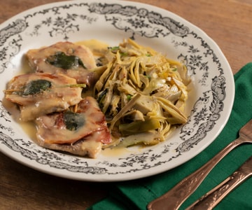 Saltimbocca de peixe-espada com alcachofras