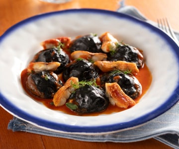 Ravioli al nero di seppia