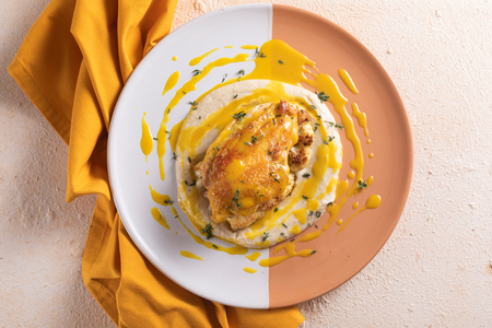 Frango com couve-flor e molho de mostarda