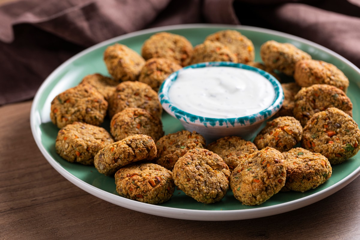 Almôndegas de lentilhas e quinoa