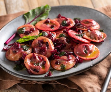 Ravioli alla barbabietola