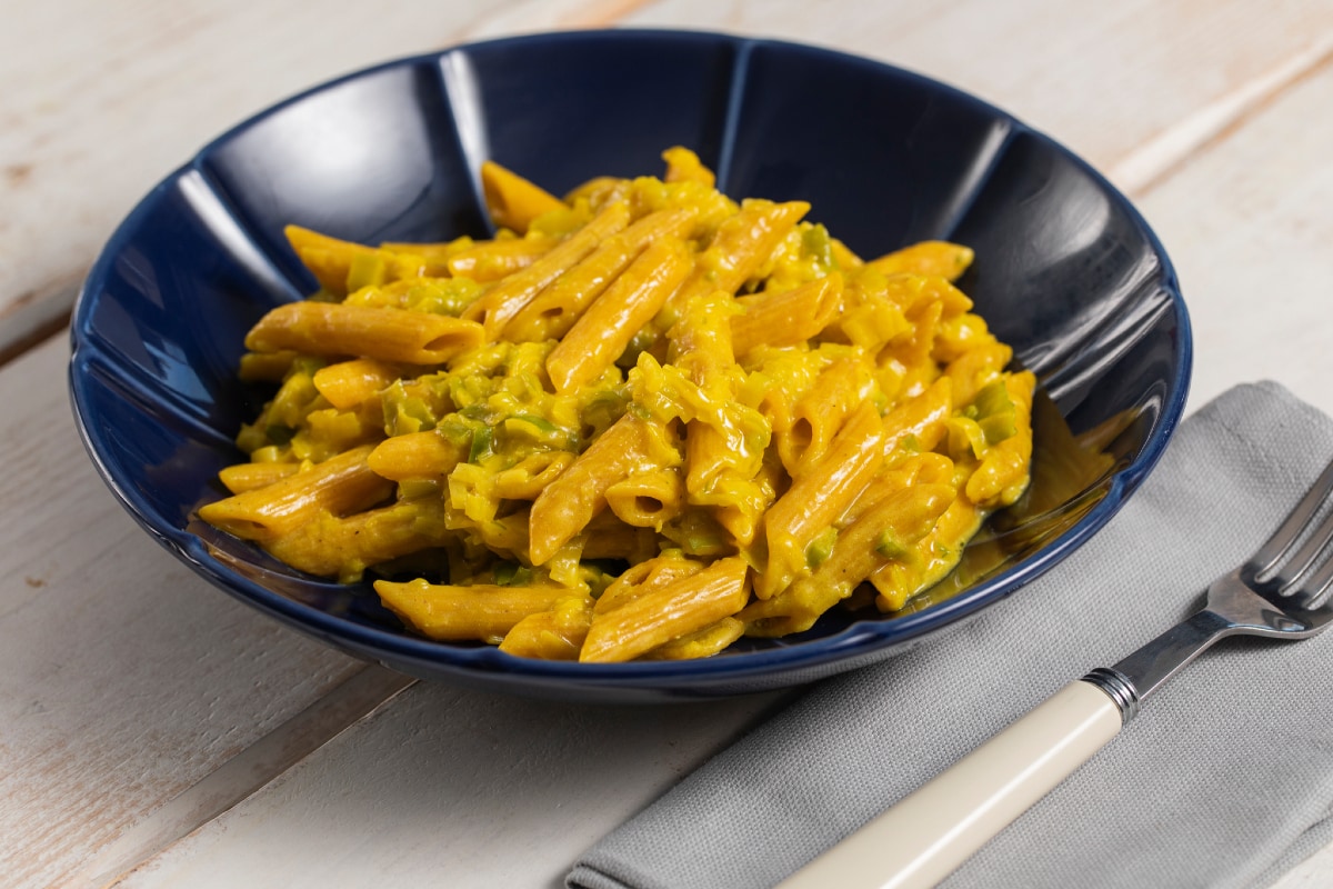 Pennette allo zafferano vegane