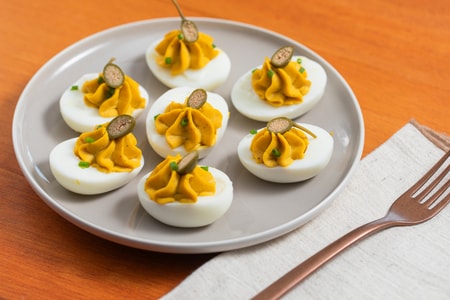 Ovos recheados com atum da vovó