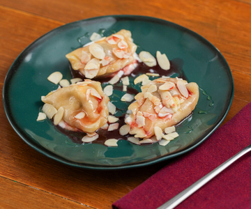 Vareniki com cerejas