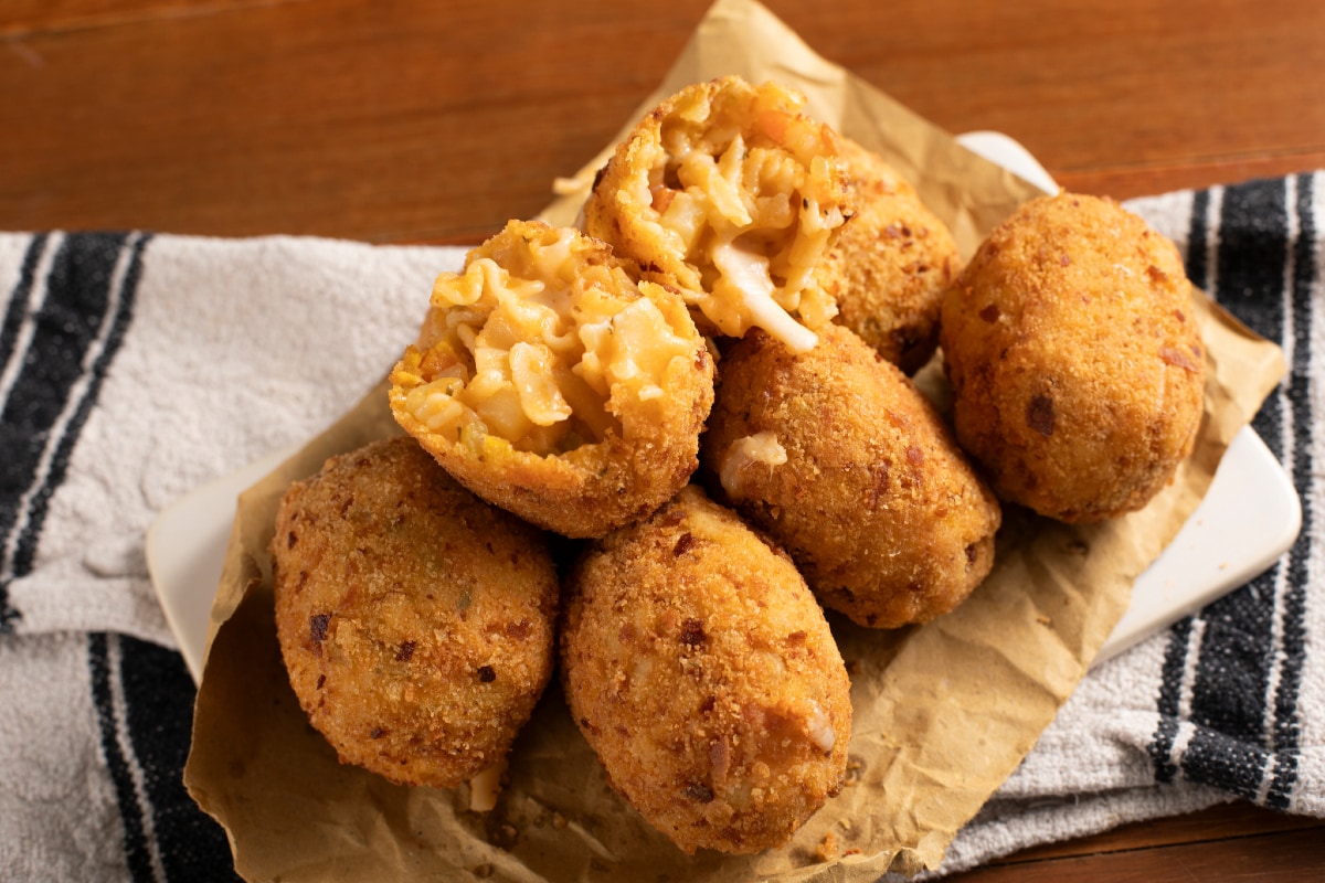 Supplì de macarrão e batatas