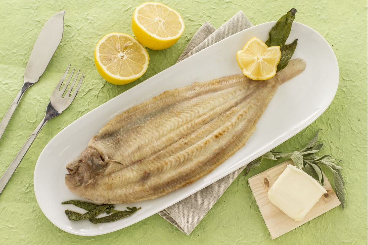 Linguado com manteiga e sálvia