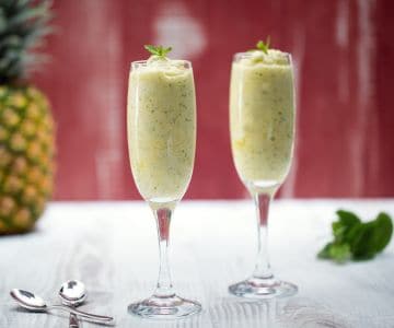 Sorbete de abacaxi e hortelã