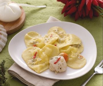 Corações de burrata com creme de vieiras