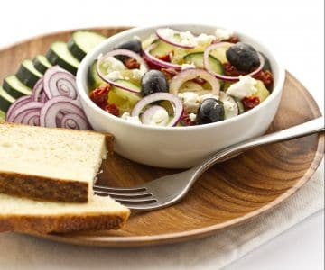 Salada de batatas e pepinos