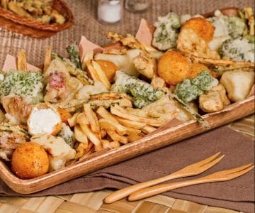 Fritto misto di verdure e formaggi