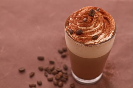 Frappé de cappuccino (frappé energizante)