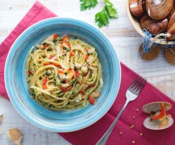 Linguine com fasolari