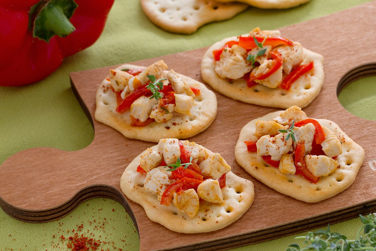 Schiacciate com frango à páprica e pimentões vermelhos