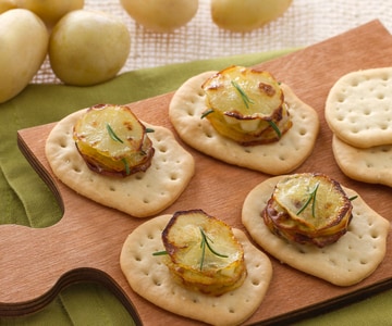 Torre de batatas sobre esmagada