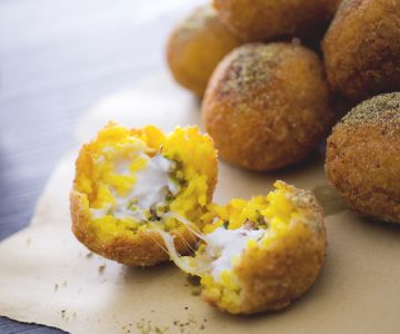 Arancini di riso al pistacchio