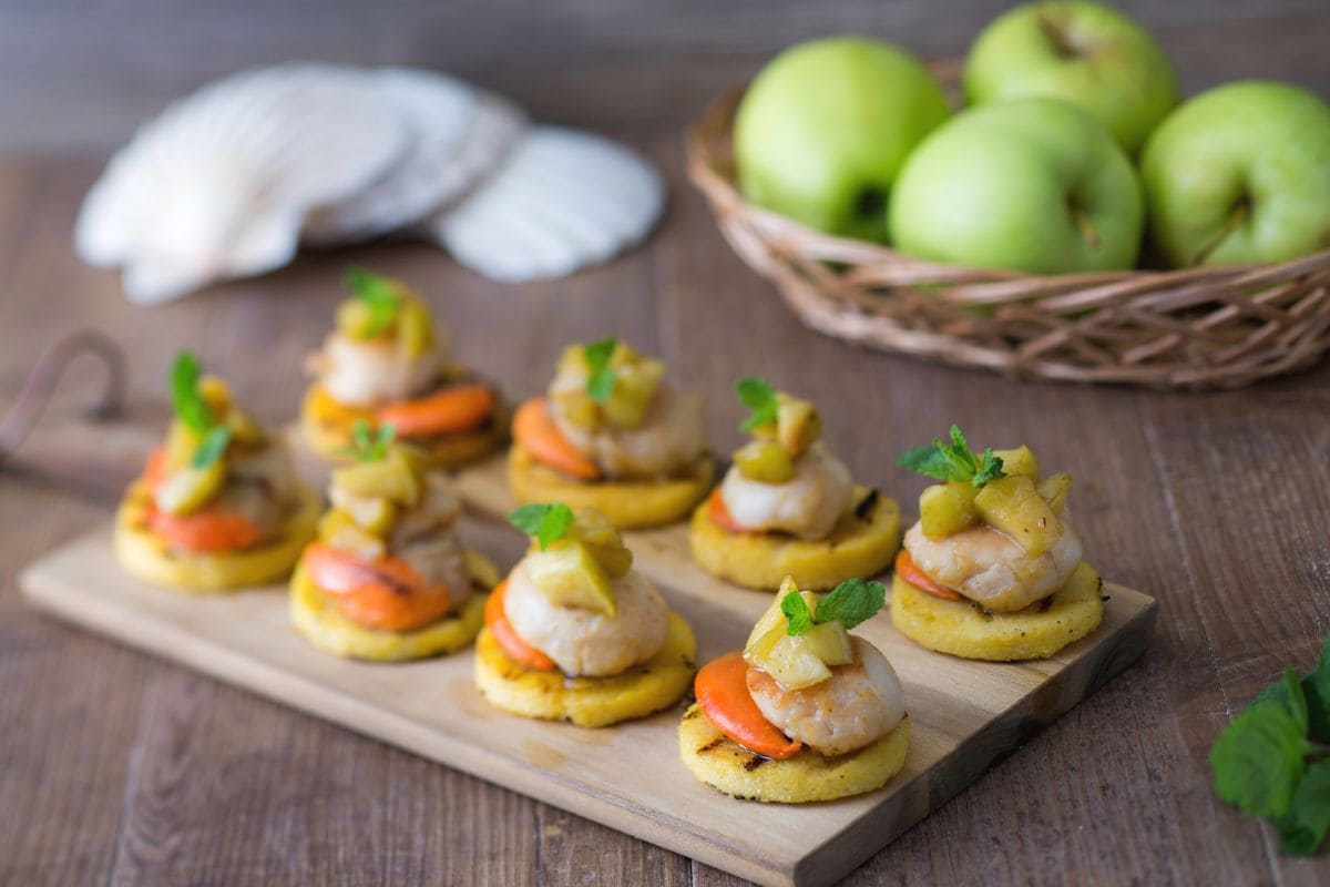 Amuse-bouche de polenta e vieira