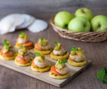 Amuse-bouche de polenta e vieira