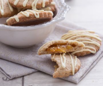 Biscoitos de espelta e laranja
