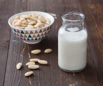 Leite de amêndoa