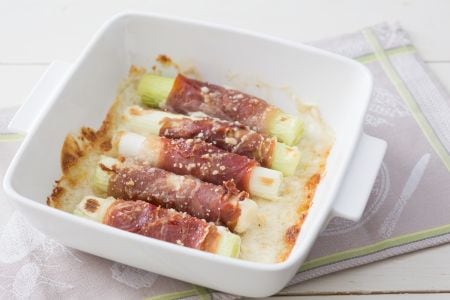 Alho-poró com presunto