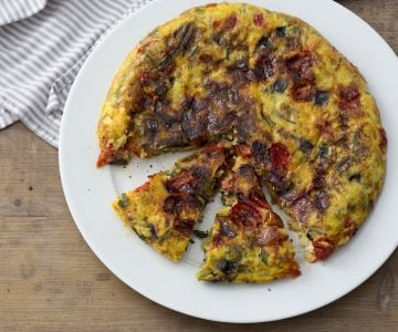 Frittata de berinjela e tomatinhos