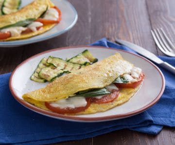 Omelete caprese