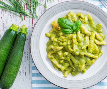 Frango com creme de abobrinha