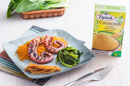 Tentáculos de polvo com cuscuz à páprica