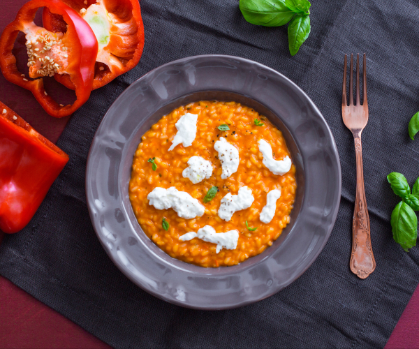 Risoto cremoso de pimentos com burrata