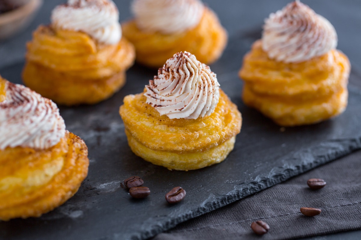 Zeppole com creme de mascarpone e café