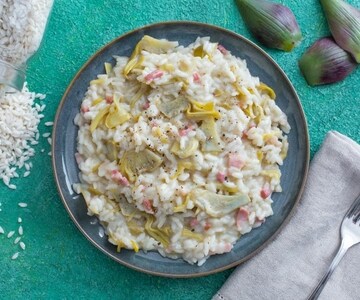 Risoto de alcachofras com bacon crocante