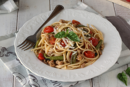 Pasta friggitelli e linguiça