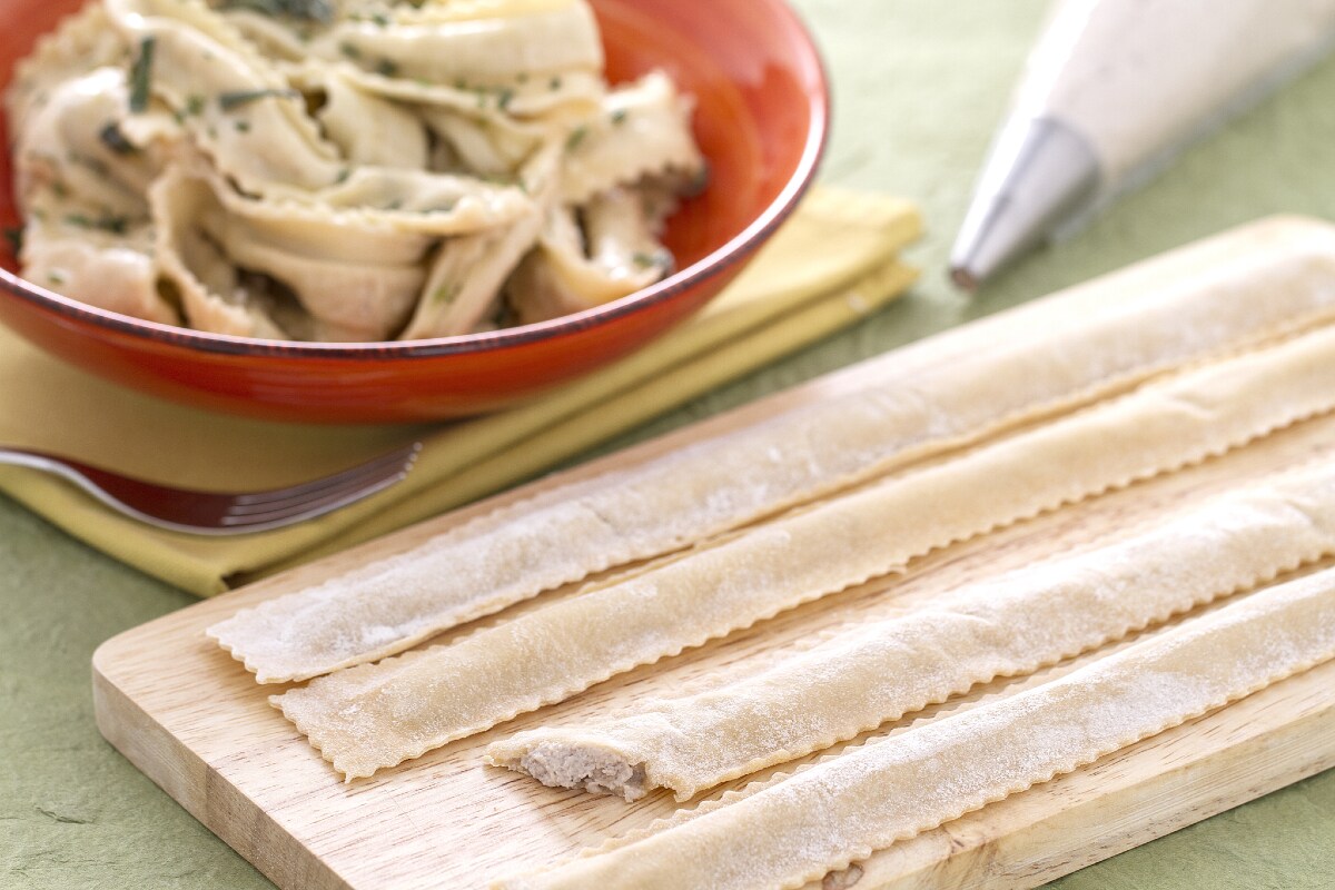 Tagliatelle recheadas com carne e ricota