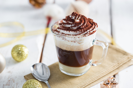 Café delicioso com chantilly