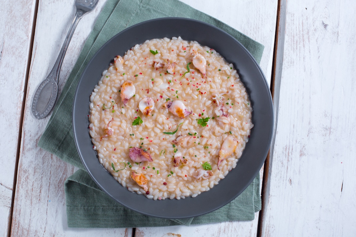Risotto com lulas e ervas